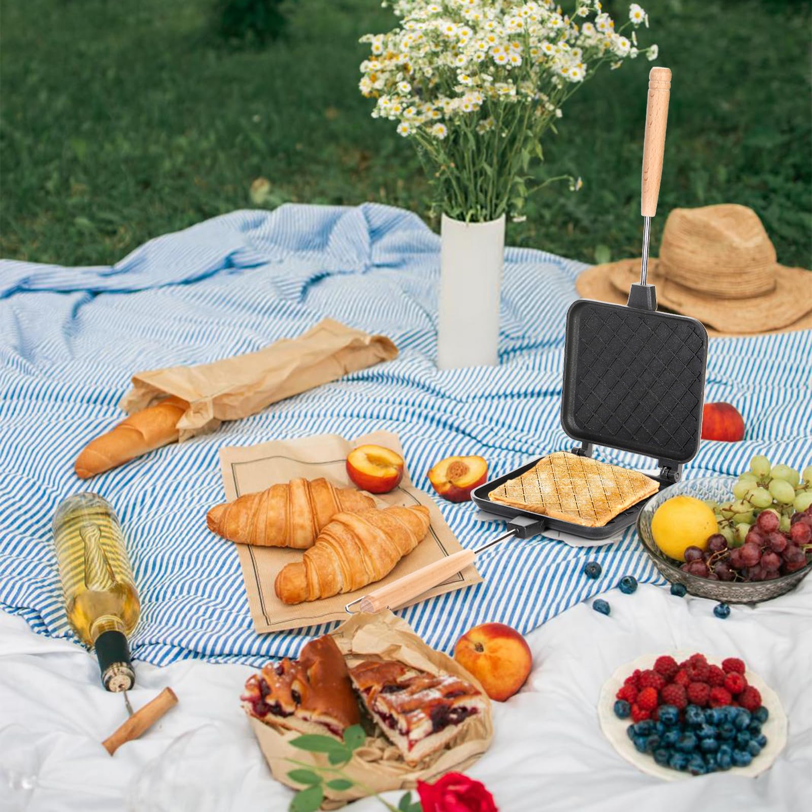 Pumtus non-stick surface releases food easily after grilling