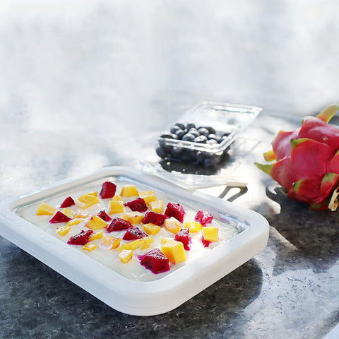 Pureadee instant-freeze-plate-closeup shows durable plate and quick chilling capability.