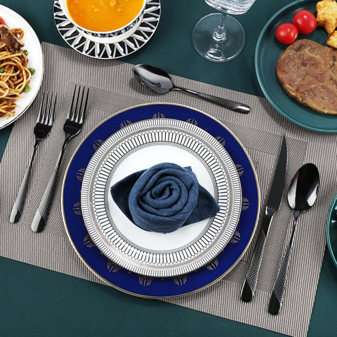 PUREAIN salad fork and teaspoon bring versatile help for appetizers and desserts.