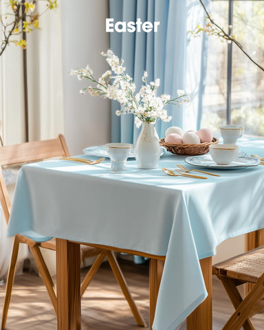 Pureegg outdoor picnic setup with disposable tablecloth provides quick protection.