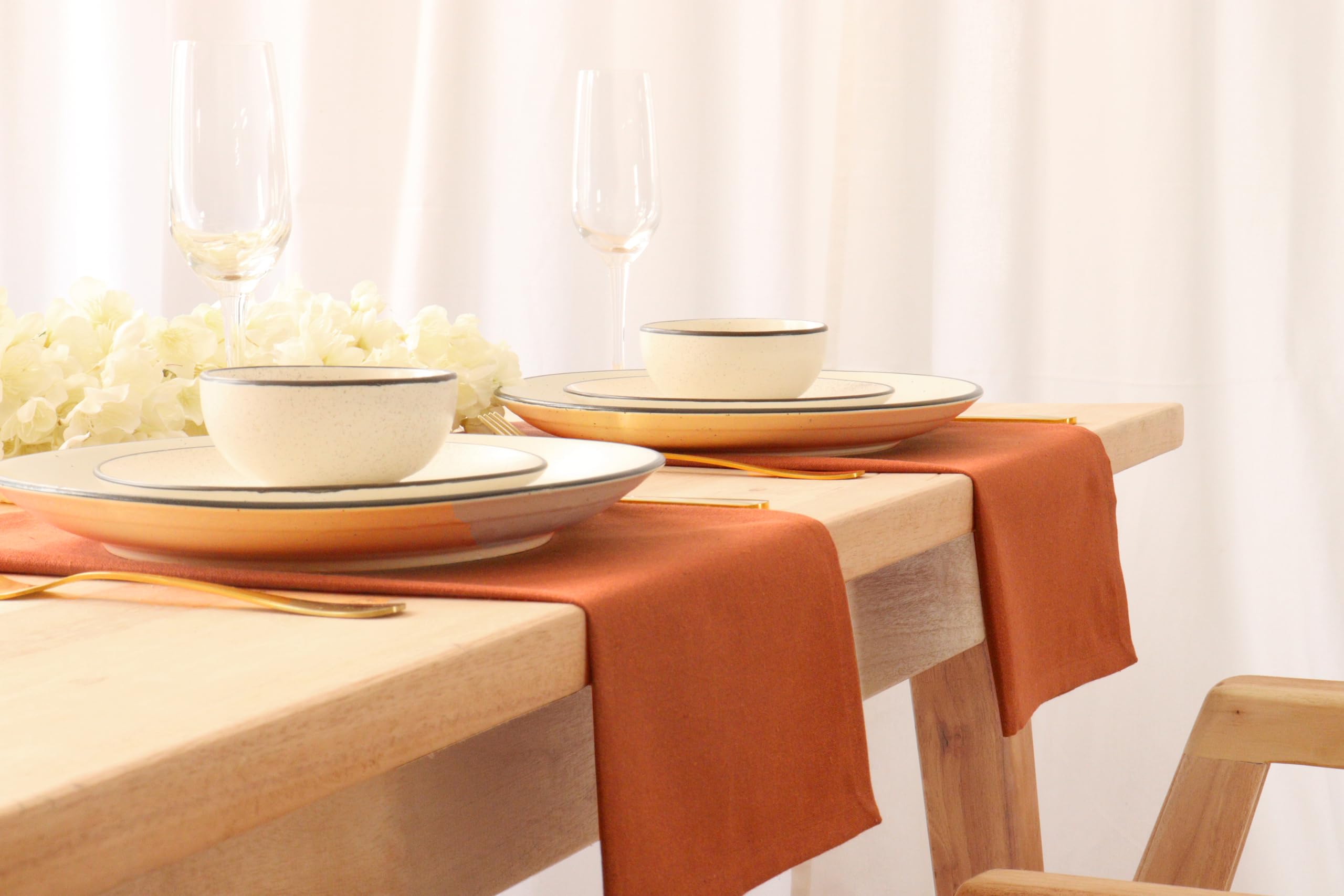 PurpleEssences rust napkins with refined hems add rustic elegance.
