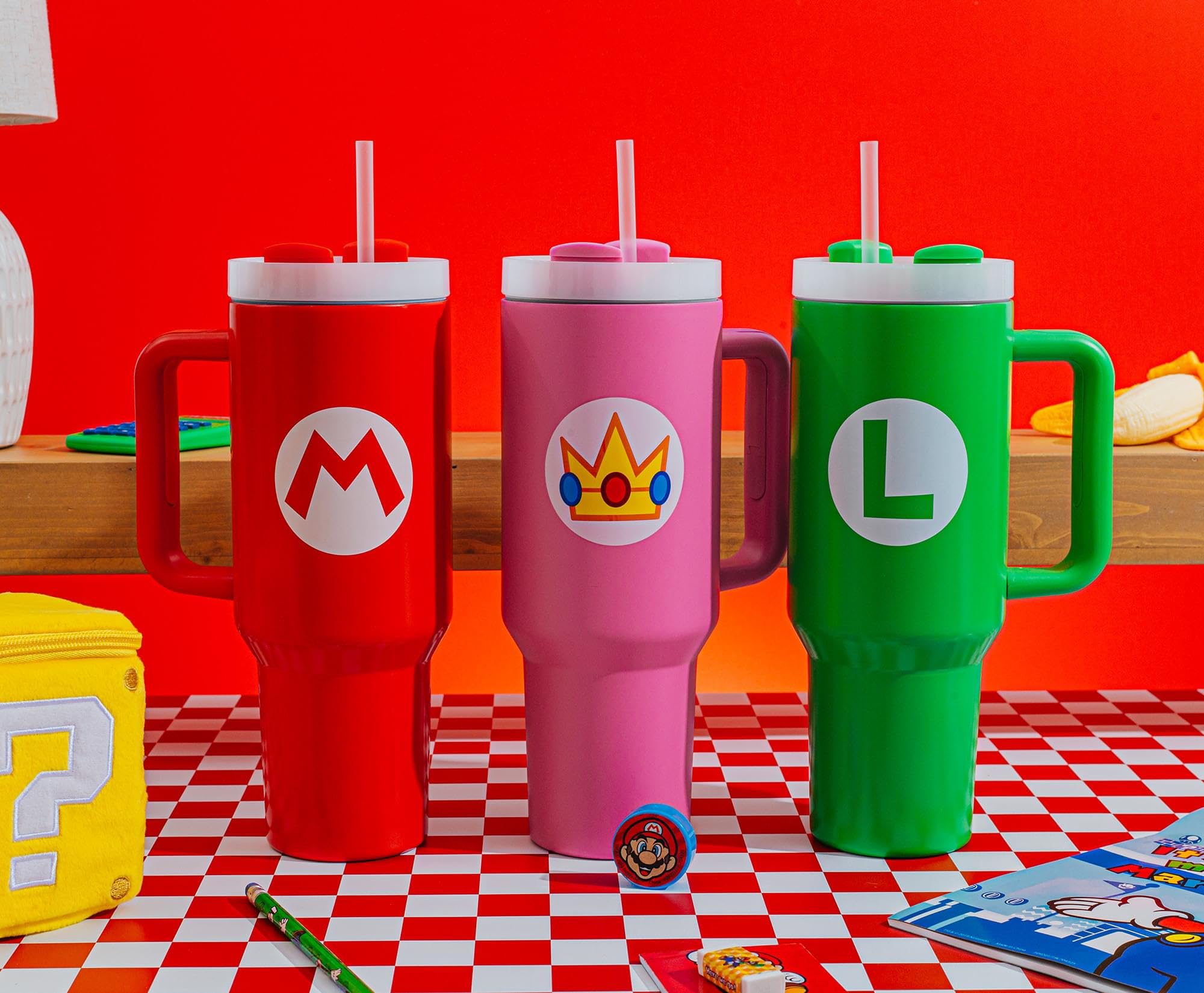 Reusable straw included with Pyramid America tumbler