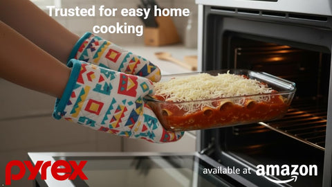 Pyrex 233-D lasagna-ready deep dish for generous layers