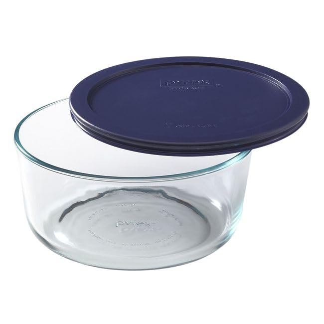 Pyrex Storage Plus two-pack round dishes with blue lids, ideal for batch cooking.