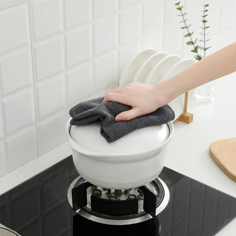 QAJ gift-ready kitchen towel set, ideal for housewarmings and holidays.