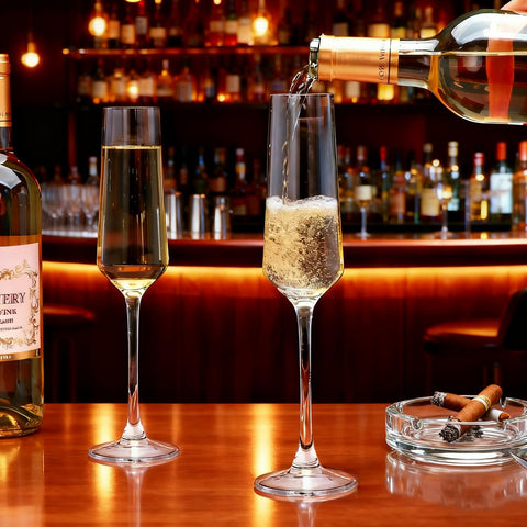 QAPPDA champagne glasses ideal for weddings, anniversaries, birthdays and festive gatherings.