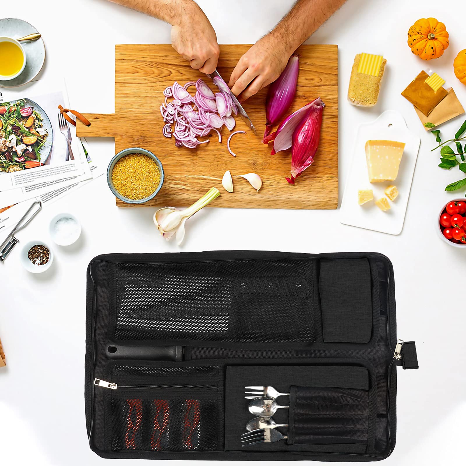 Qchengsan Knife Roll Bag fabric close-up reveals stain-resistant Oxford material.