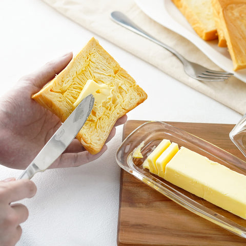 QFkris fridge-counter butter dish keeps butter organized and ready.