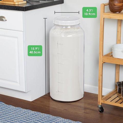 Qianfenie jar with clear scale marks for precise volume tracking.