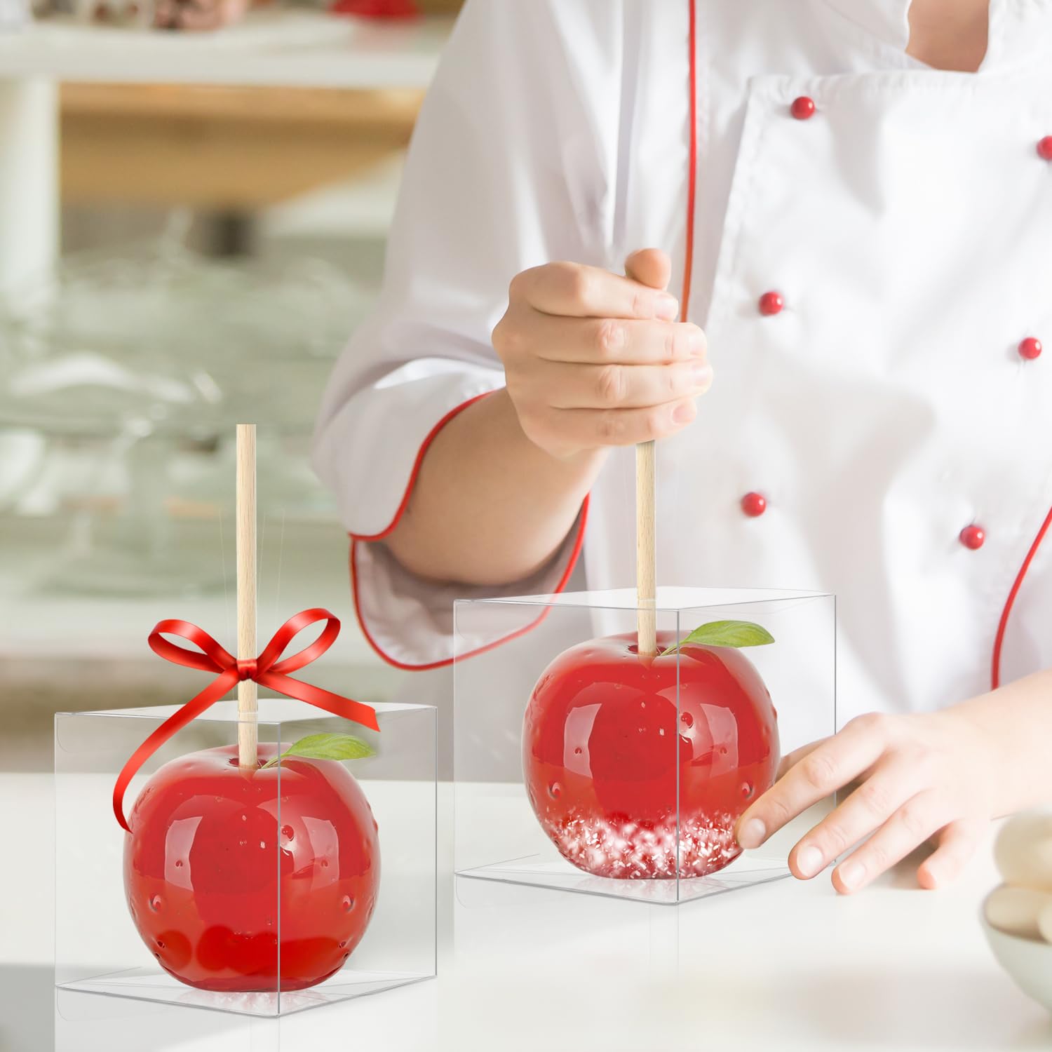 QKEL box for cake pops and chocolates emphasizes transparent presentation.