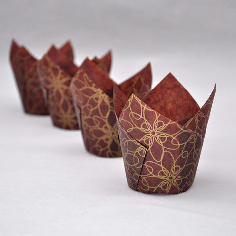 Elegant tulip design by QLSmypkg for weddings and celebrations.