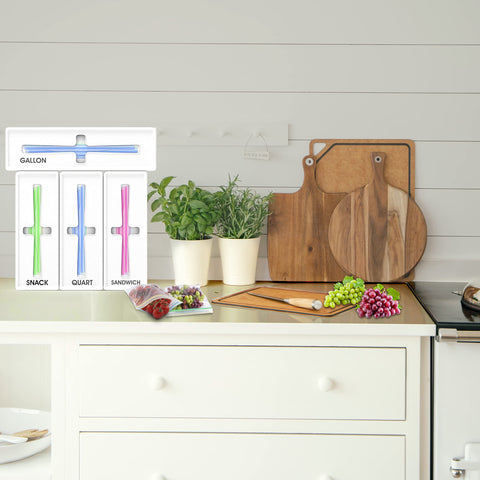 Qualezy sturdy plastic organizer resists wear and cleans easily.