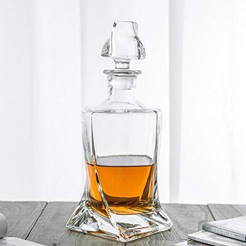 Queenstone glass stopper provides airtight seal to protect aromas