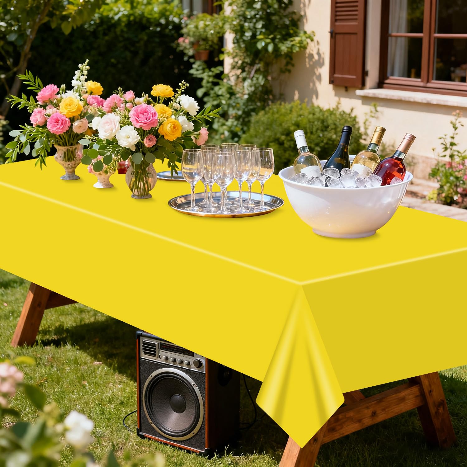 QUERICKY Story Tablecloth in green color for fresh decor