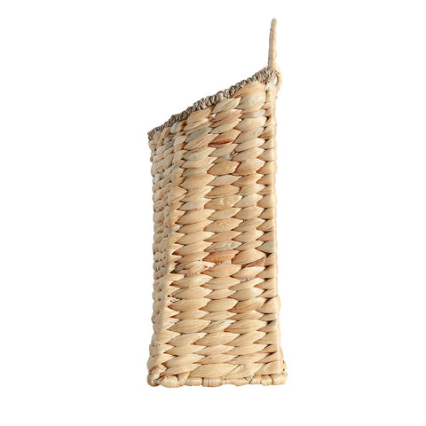 Quincry natural-toned planter basket complements cottagecore and boho interiors.