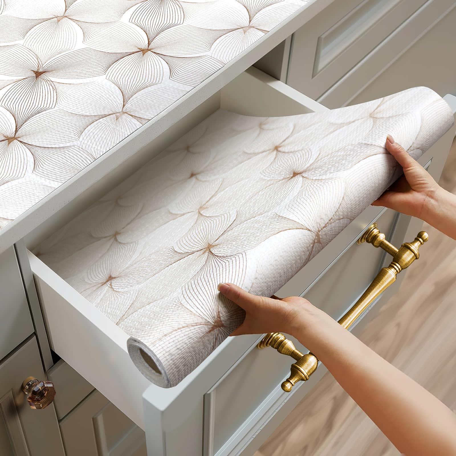 Quttisay shelf liner with flower pattern provides non-slip grip for kitchen cabinets.