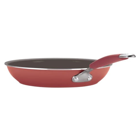 Rachael Ray Cucina hard-enamel exterior resists chips and keeps color