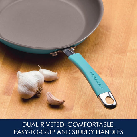 Oven-safe up to 400°F capability illustrated on Cucina pots