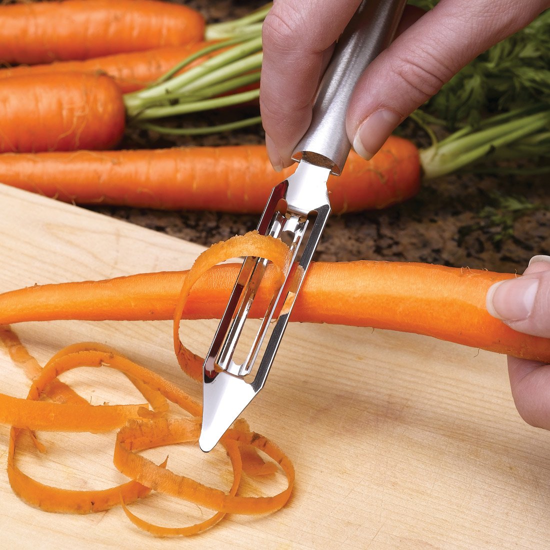 RADA silver aluminum handles provide a comfortable, modern grip.