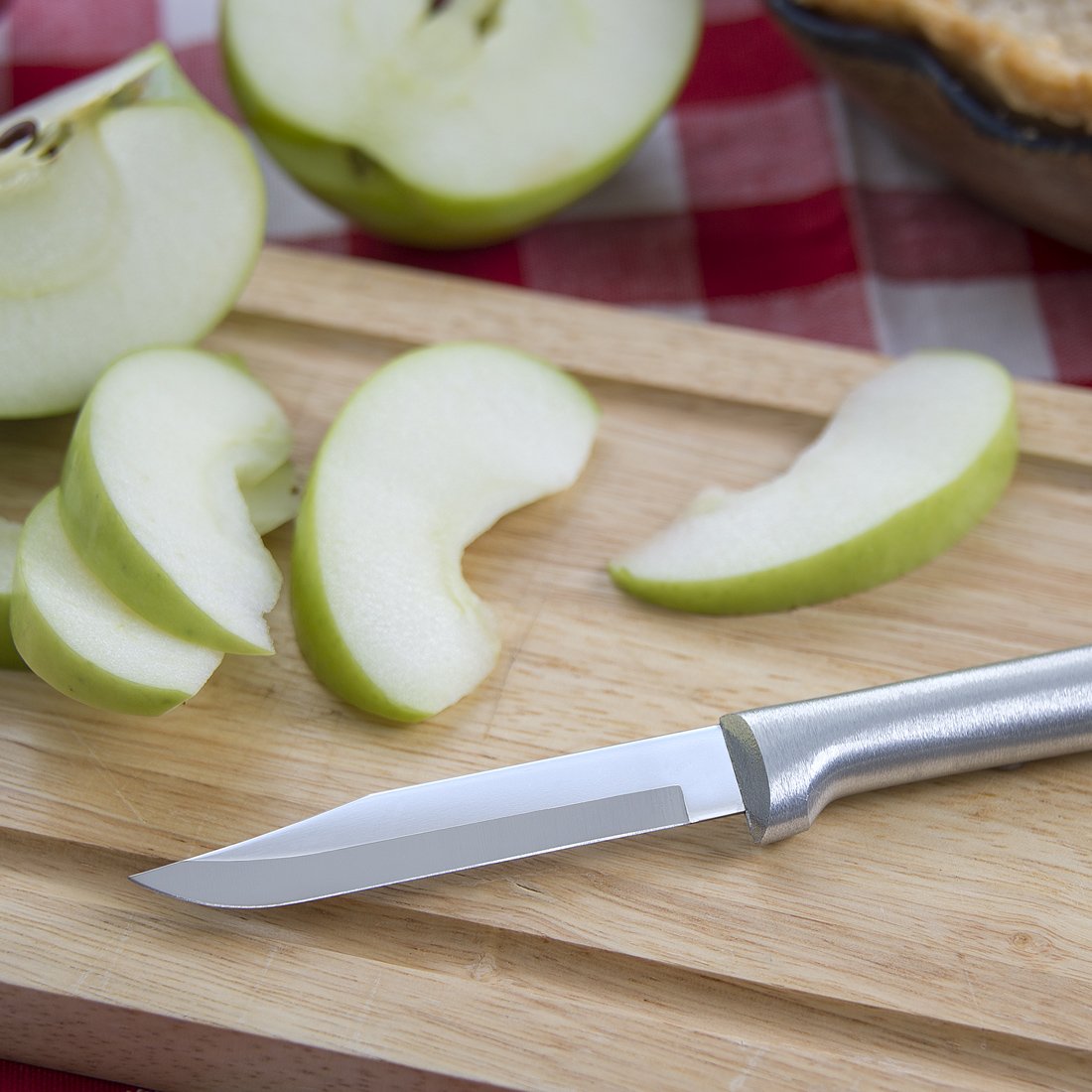 Rada Slicer knife featured in oak block set for precise slicing.