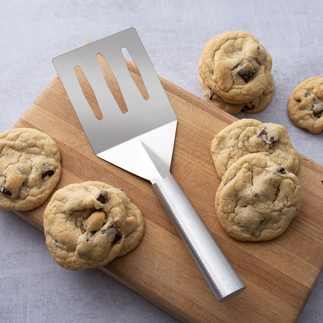 RADA Turnover spatula aluminum handle offers lightweight control.
