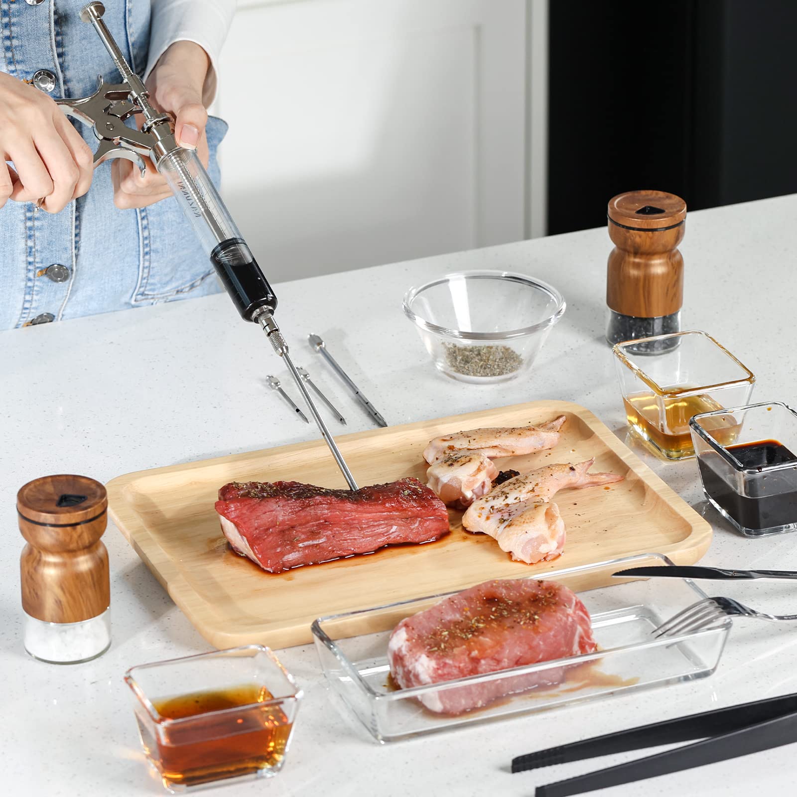 Razorri cleaning tools enable thorough, easy cleanup after use.