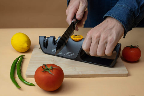 RAZORSHARP professional knife sharpener for chef blades