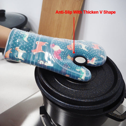 RED LMLDETA blue mitts show diamond-texture non-slip grip for secure tool handling.