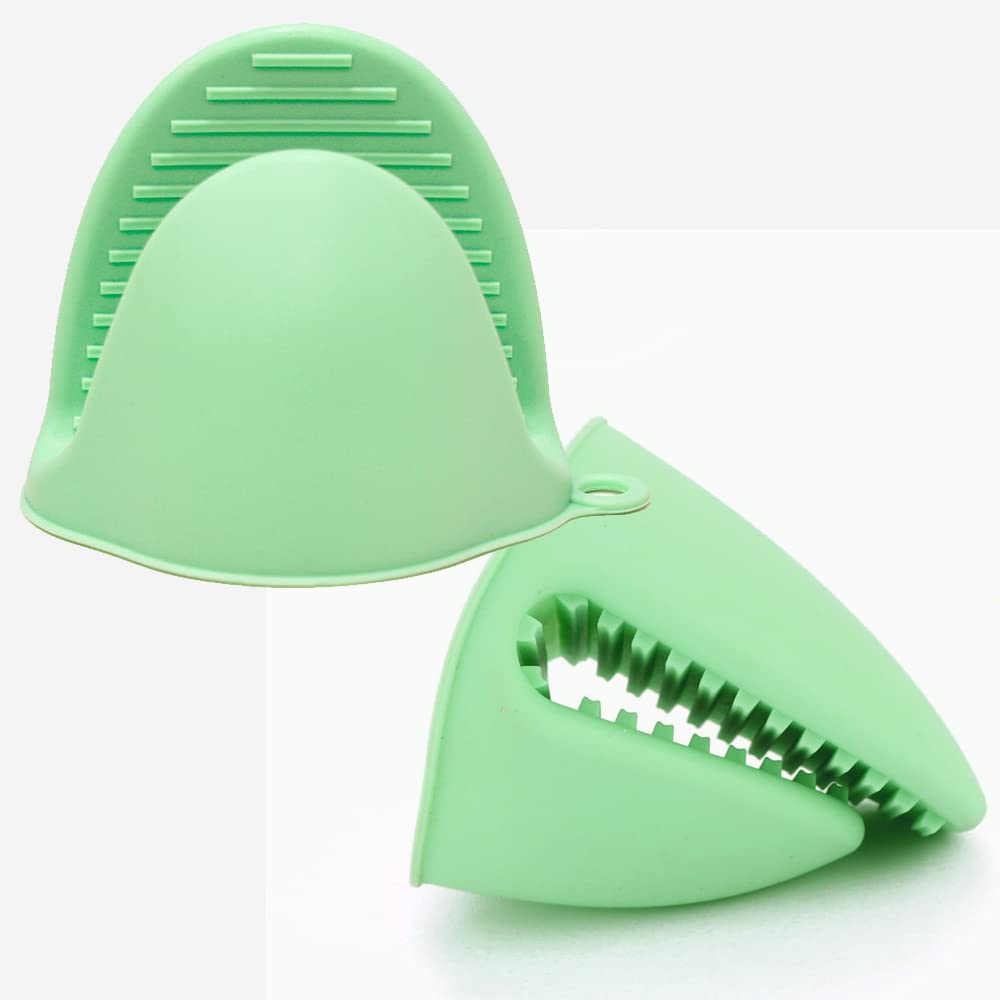 Redant raised feet elevate the basket for even steam distribution