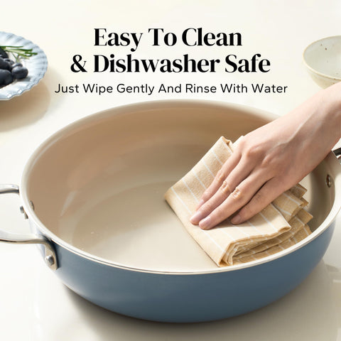 Redchef oven-safe ceramic pan withstands high heat up to 842 °F.