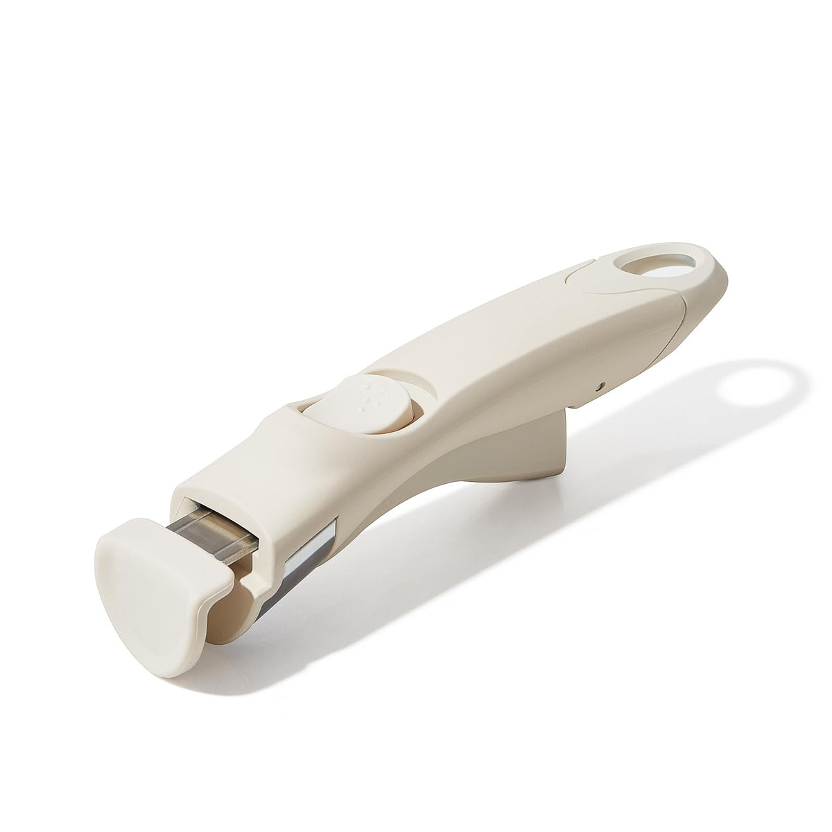 Redchef removable handle white close-up grip for secure, comfortable cooking.