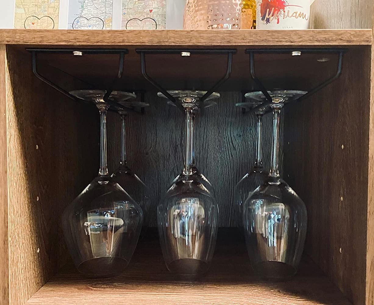 RedDreamer easy-install hardware included for quick under-cabinet mounting.