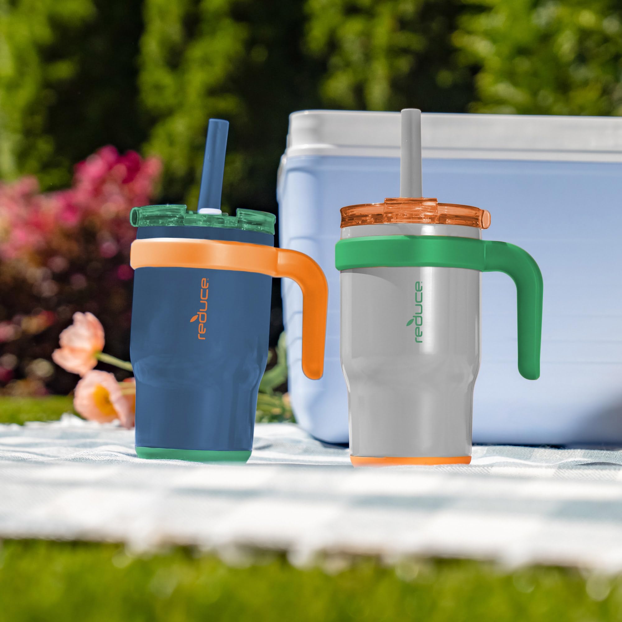 REDUCE Coldee leakproof cap keeps beverages contained during transport.