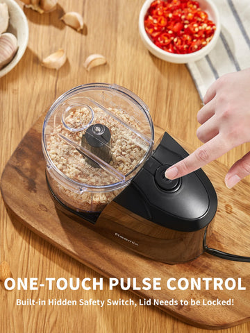 Reemix multipurpose chopper shreds, dices, grinds and blends ingredients.