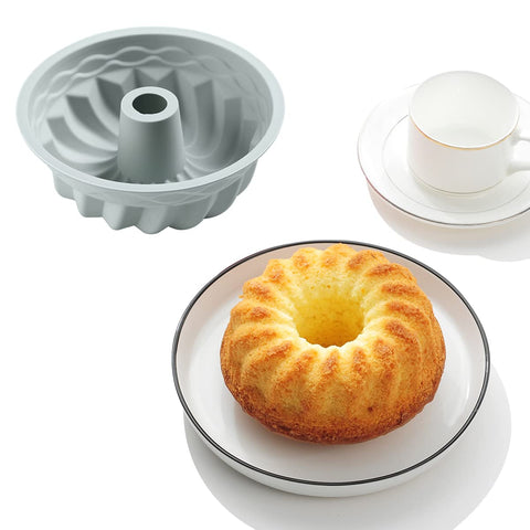 REKIDOOL 6.4-inch round pans shown for small cakes.