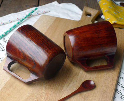 Renawe Viking-style wood tankard showcases unique design for casual toasts.