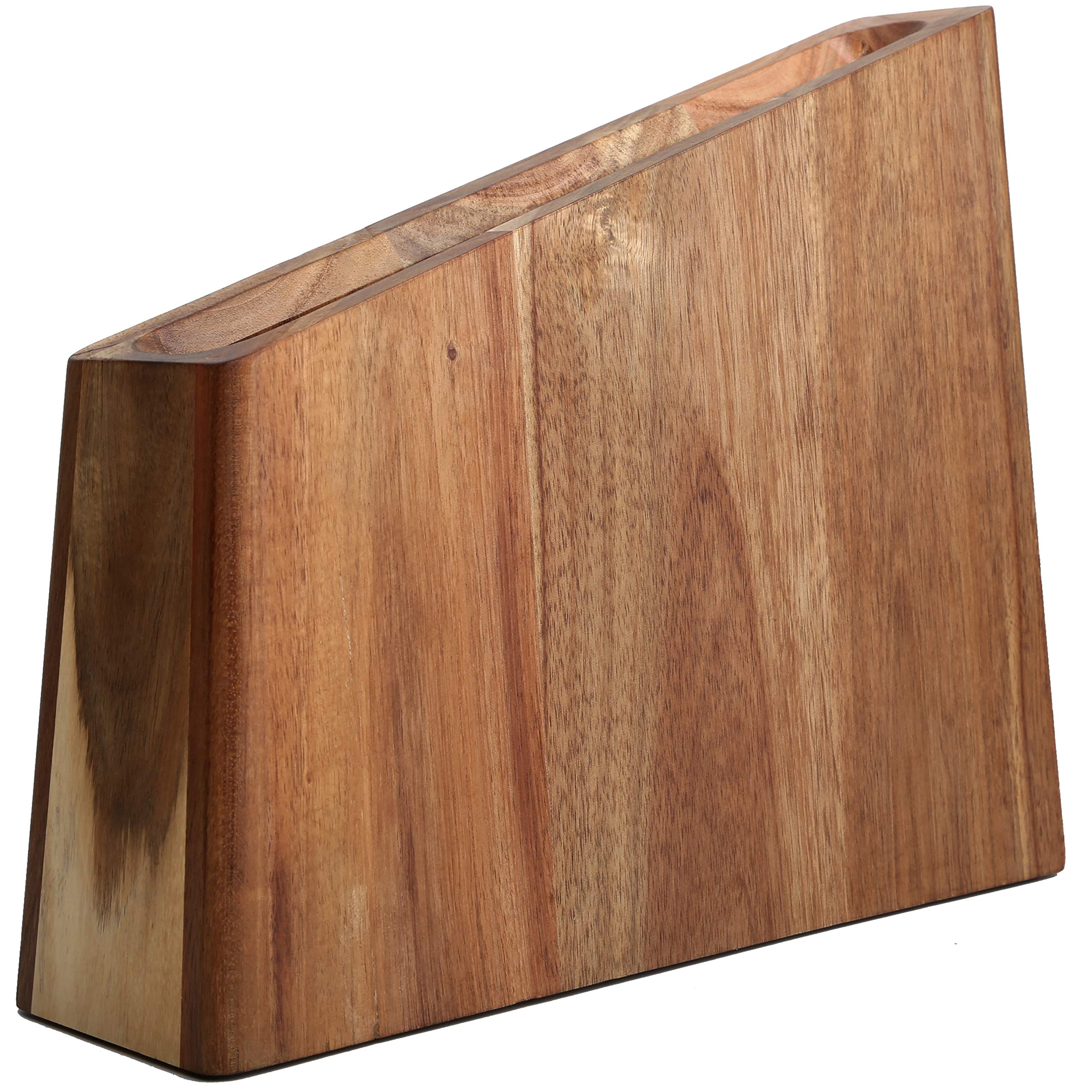 Resafy magnetic knife block displays knives clearly for quick selection.