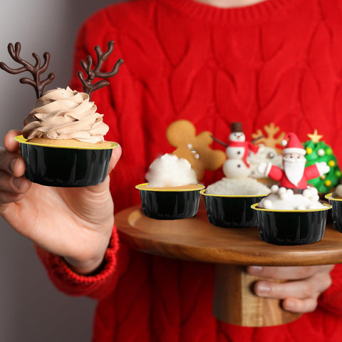 Retainbre 8 oz dessert portions for catering and bulk events.