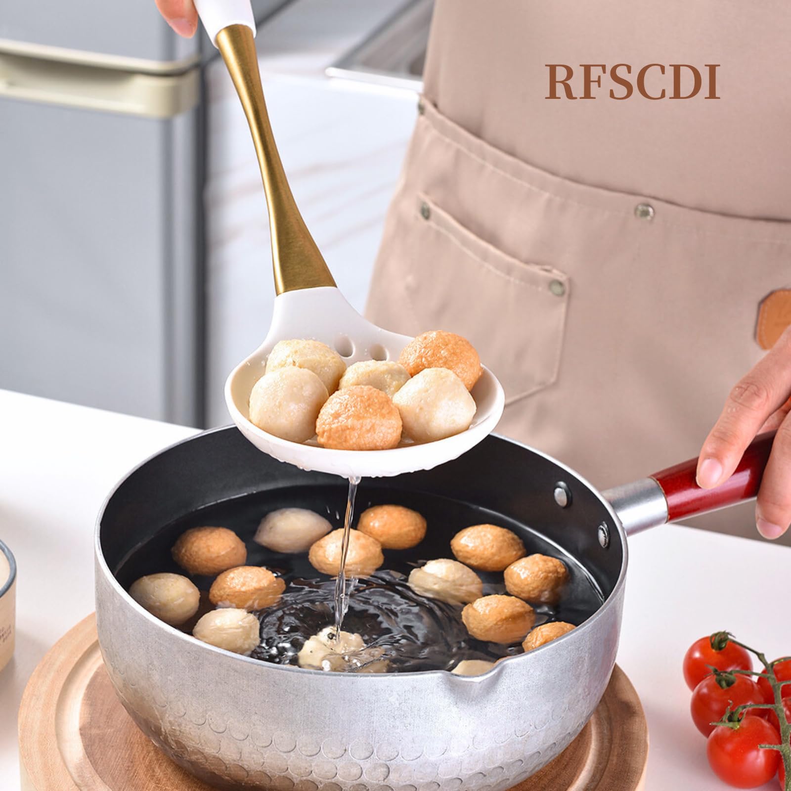RFSCDI white gold silicone whisk blends sauces smoothly and evenly