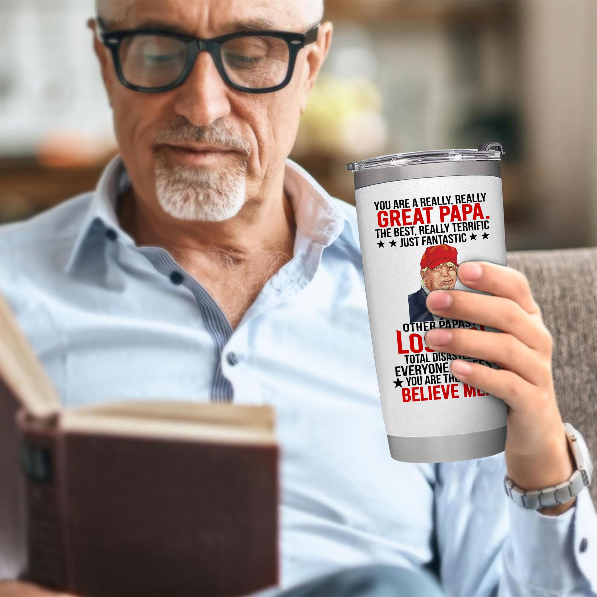RHYTHMHEART leak-proof lid travel mug prevents spills while traveling.