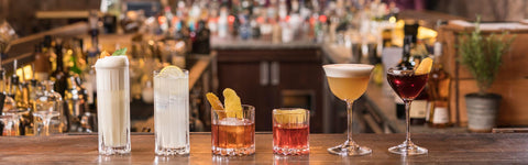 Capacity 6.14 ounces suits measured pours for cocktails