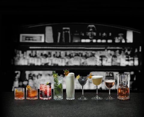 Riedel mixing glass with 90 ml measure ensures accurate mixing for balanced cocktails.