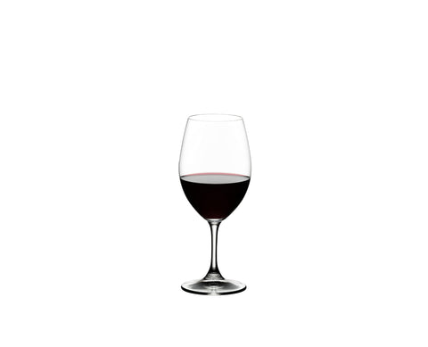 Riedel Ouverture red wine glass highlights fruit notes, improving palate recognition