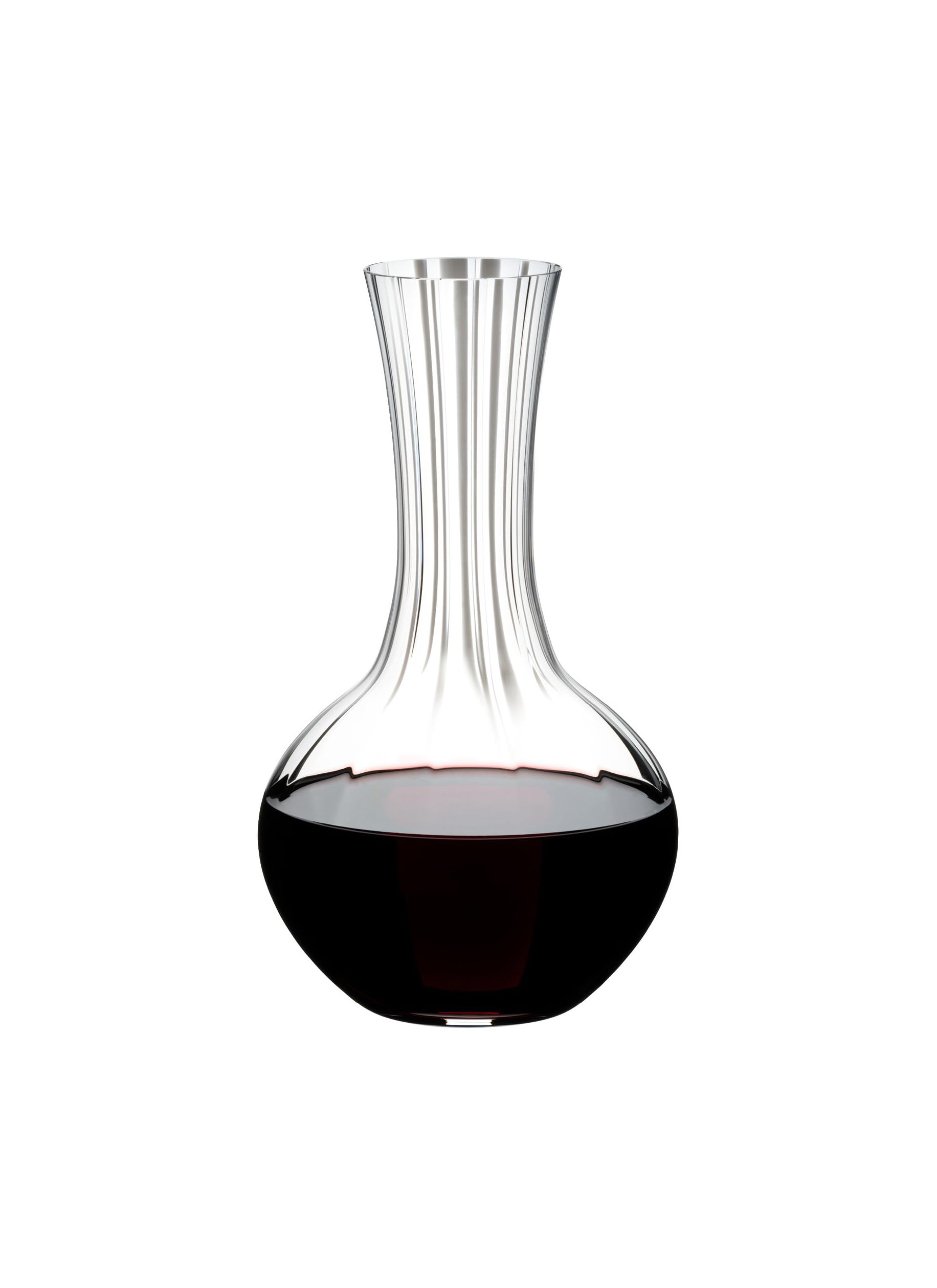 Riedel Performance Decanter's elegant design elevates table aesthetics and aeration