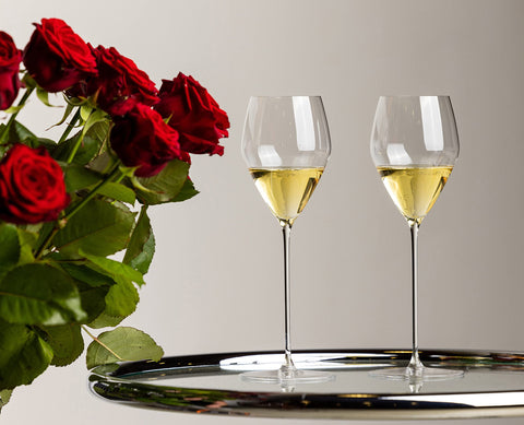 Riedel Veloce champagne glass bowl closeup shows precision machine-made design.