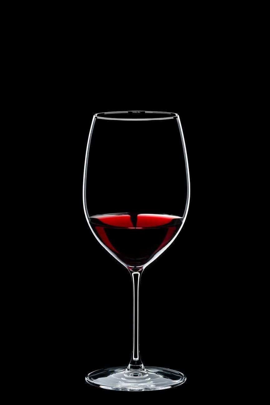 Riedel Vinum table-setting ready Cabernet glass elevates dining.