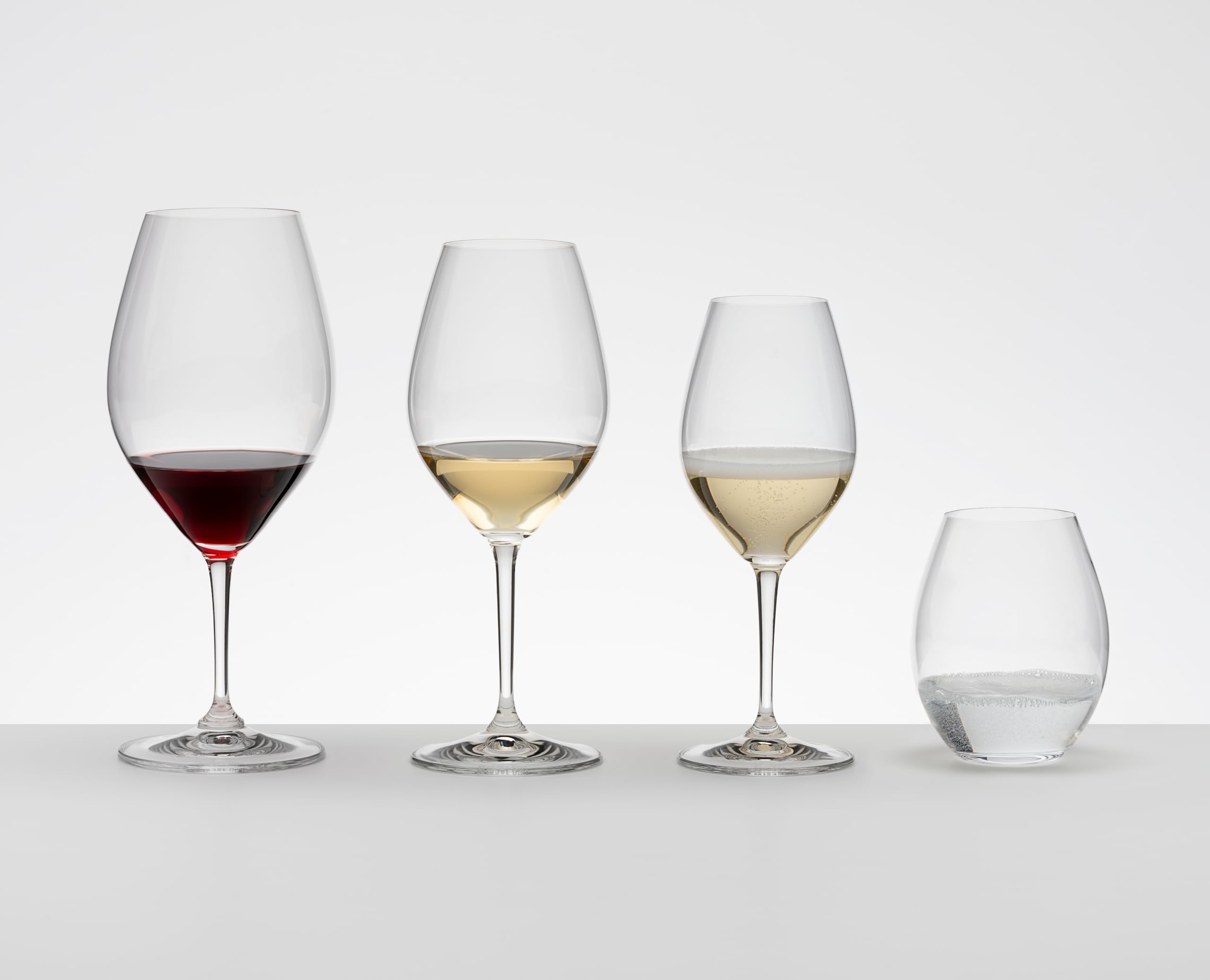 Riedel Wine Friendly 003 22-1-cm height provides comfortable grip