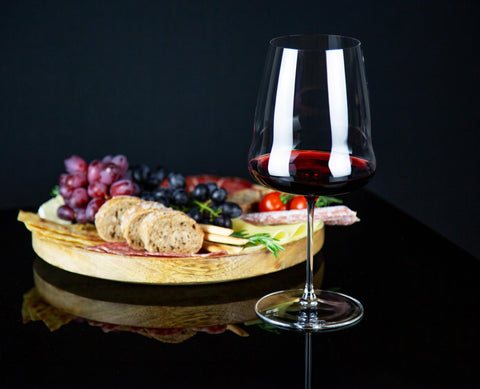 Riedel Winewings bouquet development enhances aroma expression for Cabernet Sauvignon