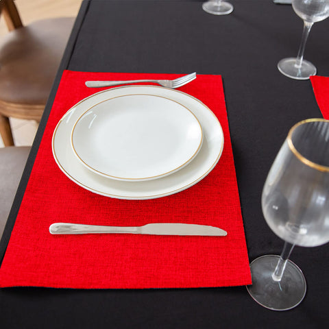 Rinpon double-layer placemats provide reliable protection against heat and stains.