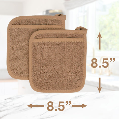 Machine-washable RITZ Royale Pocket Mitt ready for use
